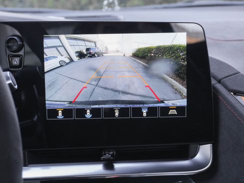 Used 2023 Chevrolet Corvette Stingray Premium Conv w/ Z51 Performance Package image 23