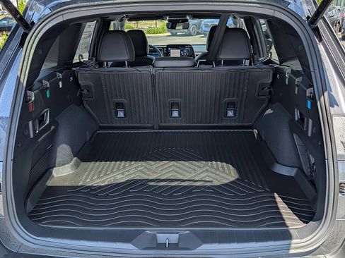 New 2026 Subaru Outback Limited AWD/4WD image 8