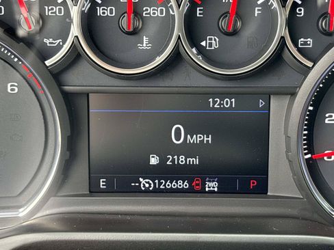 Used 2021 Chevrolet Silverado 1500 LT Trail Boss w/ Convenience Package II AWD/4WD image 23
