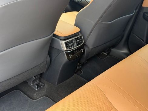 Certified 2025 Lexus RX 350 Premium w/ Accessory Package (Z1) FWD image 29