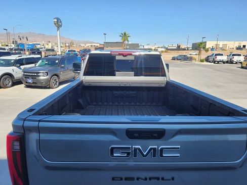 Used 2025 GMC Sierra 3500 Denali Ultimate AWD/4WD image 49