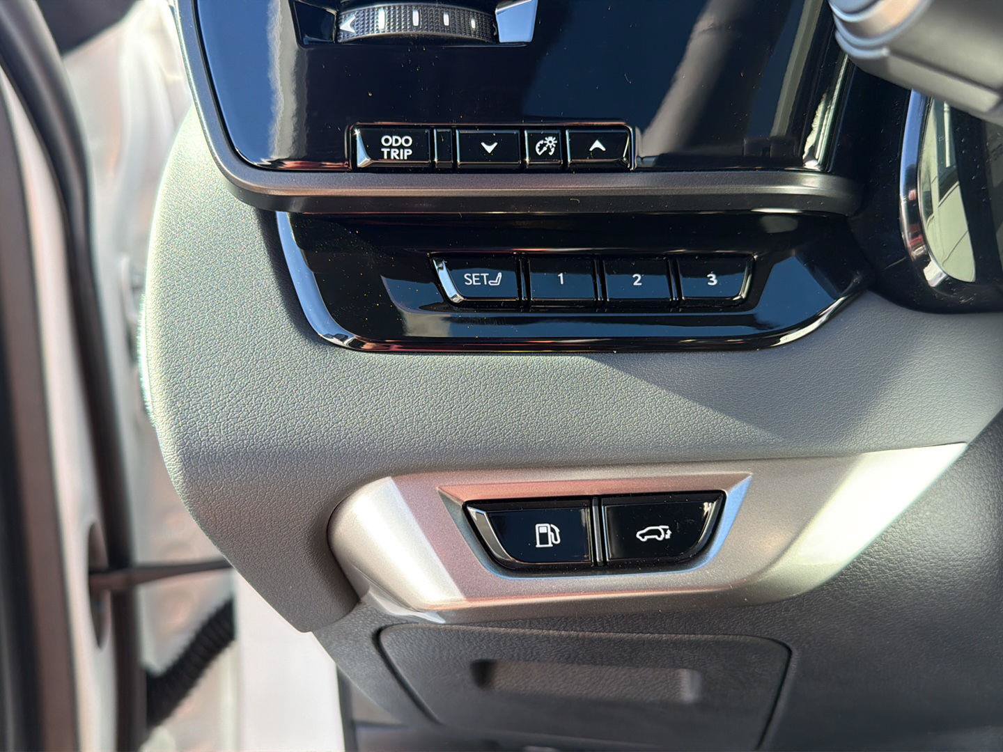 New 2026 Lexus RX 350 FWD image 19