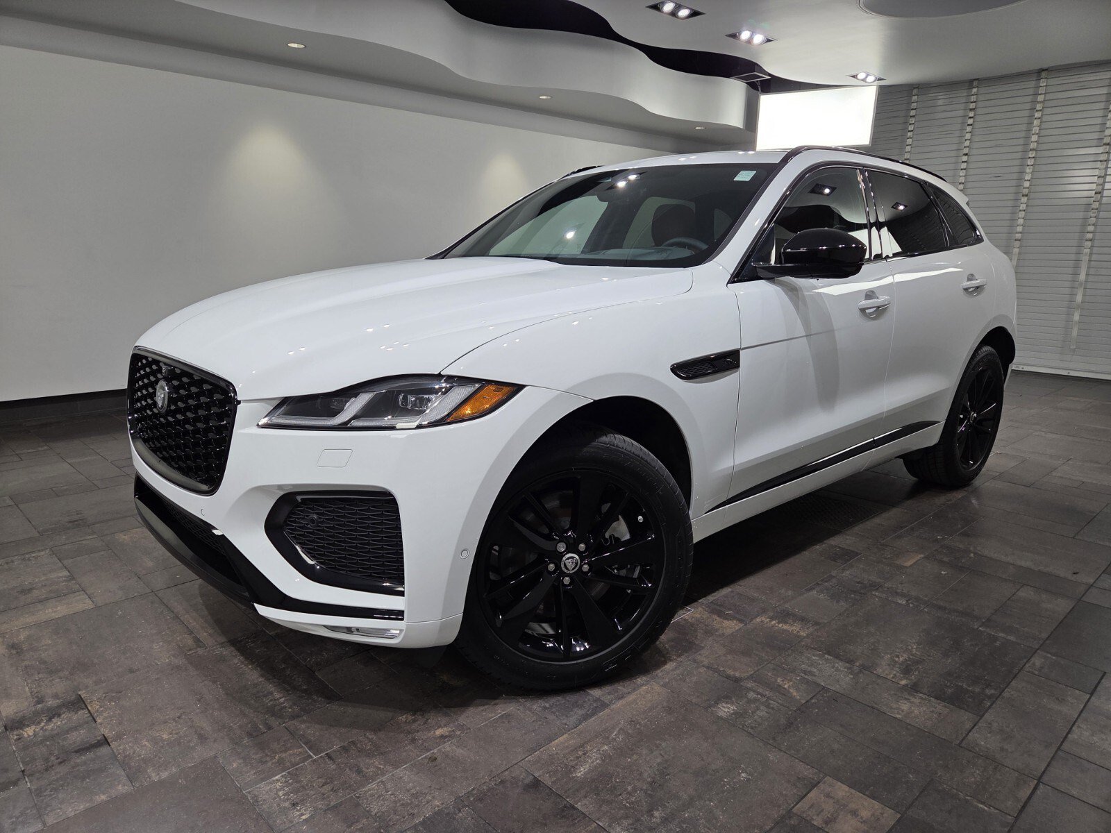 New 2026 Jaguar F-PACE R-Dynamic S AWD/4WD image 1