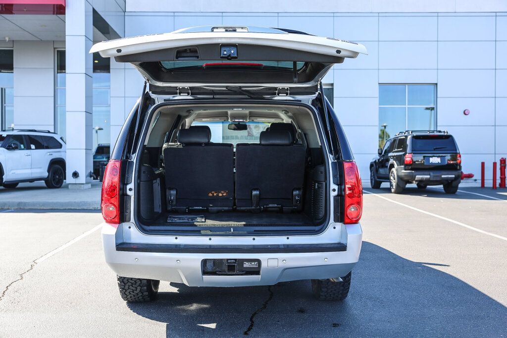 Used 2014 GMC Yukon XL SLT RWD image 24