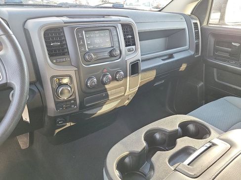 Used 2019 RAM 1500 Express image 20