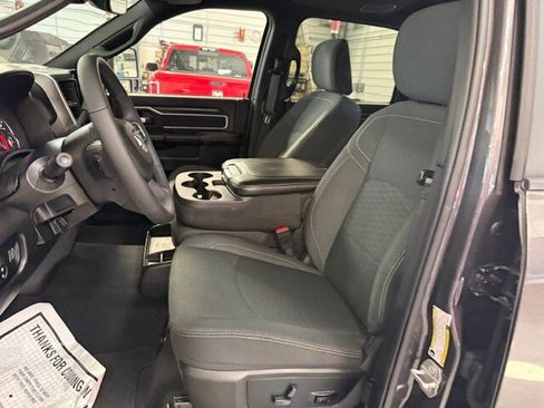 Used 2025 RAM 2500 Big Horn AWD/4WD image 43