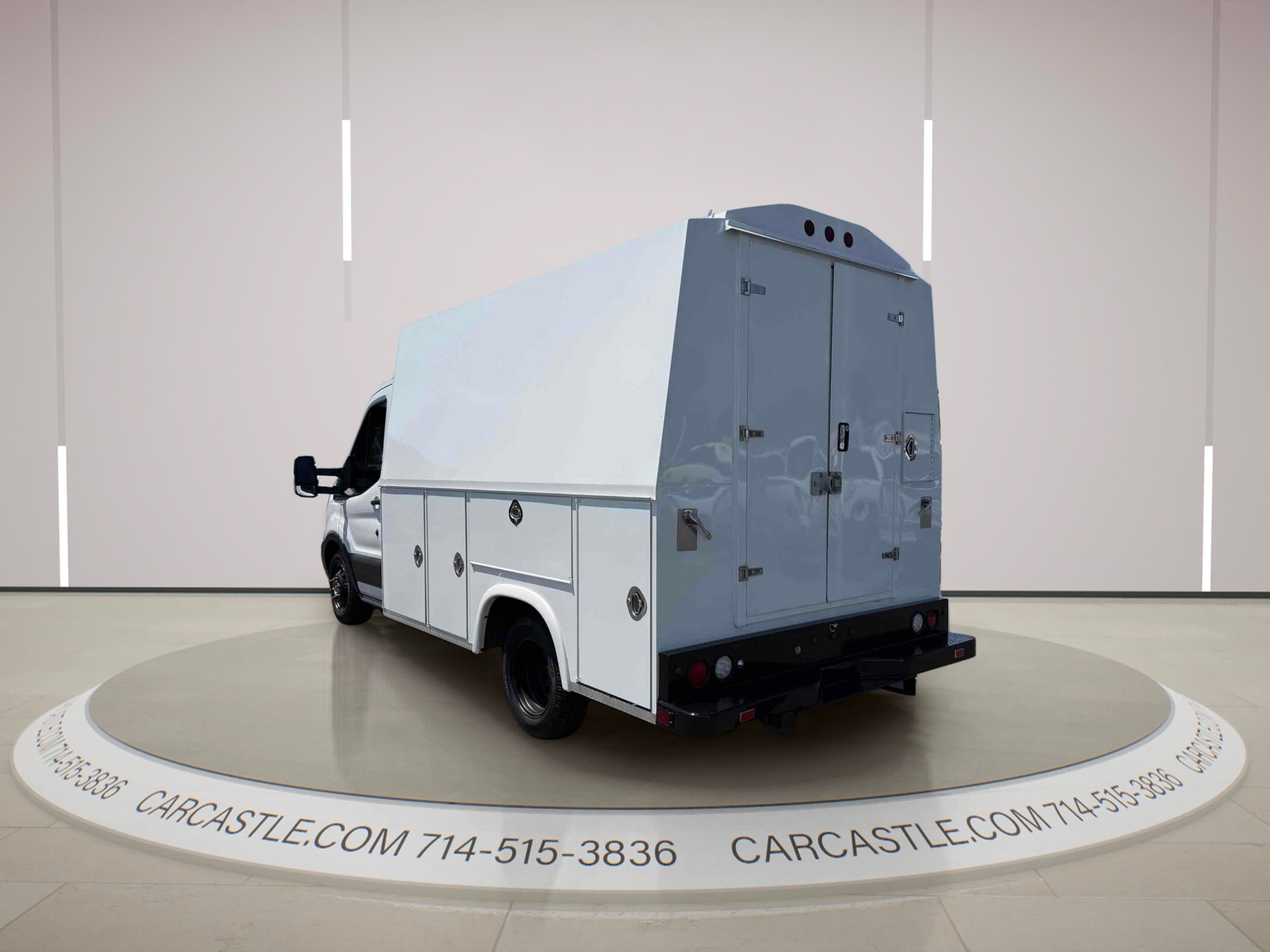 Used 2019 Ford Transit 350 138 DRW w/ Premium Package RWD image 3