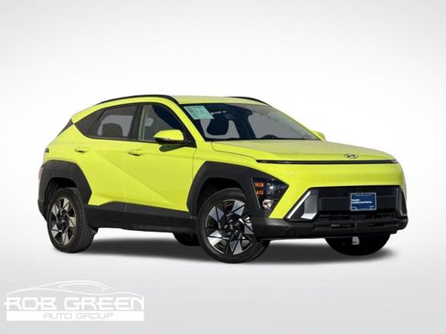 Used 2025 Hyundai Kona SEL AWD/4WD image 1