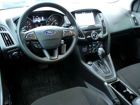 Used 2017 Ford Focus SEL image 12