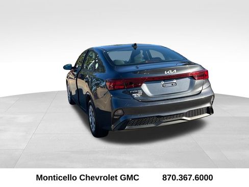 Used 2024 Kia Forte LX image 5