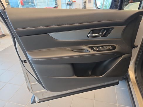 New 2026 Nissan Murano SL AWD/4WD image 17
