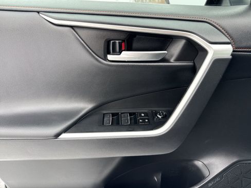 Used 2023 Toyota RAV4 Adventure image 13