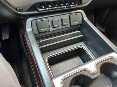 Used 2018 GMC Sierra 1500 SLT image 34