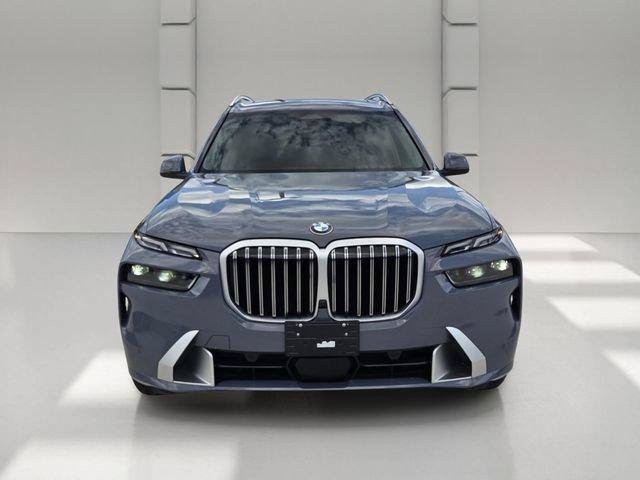 Used 2026 BMW X7 xDrive40i AWD/4WD image 8