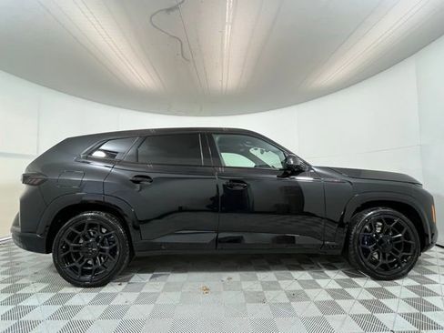 New 2026 BMW XM Label Red image 8