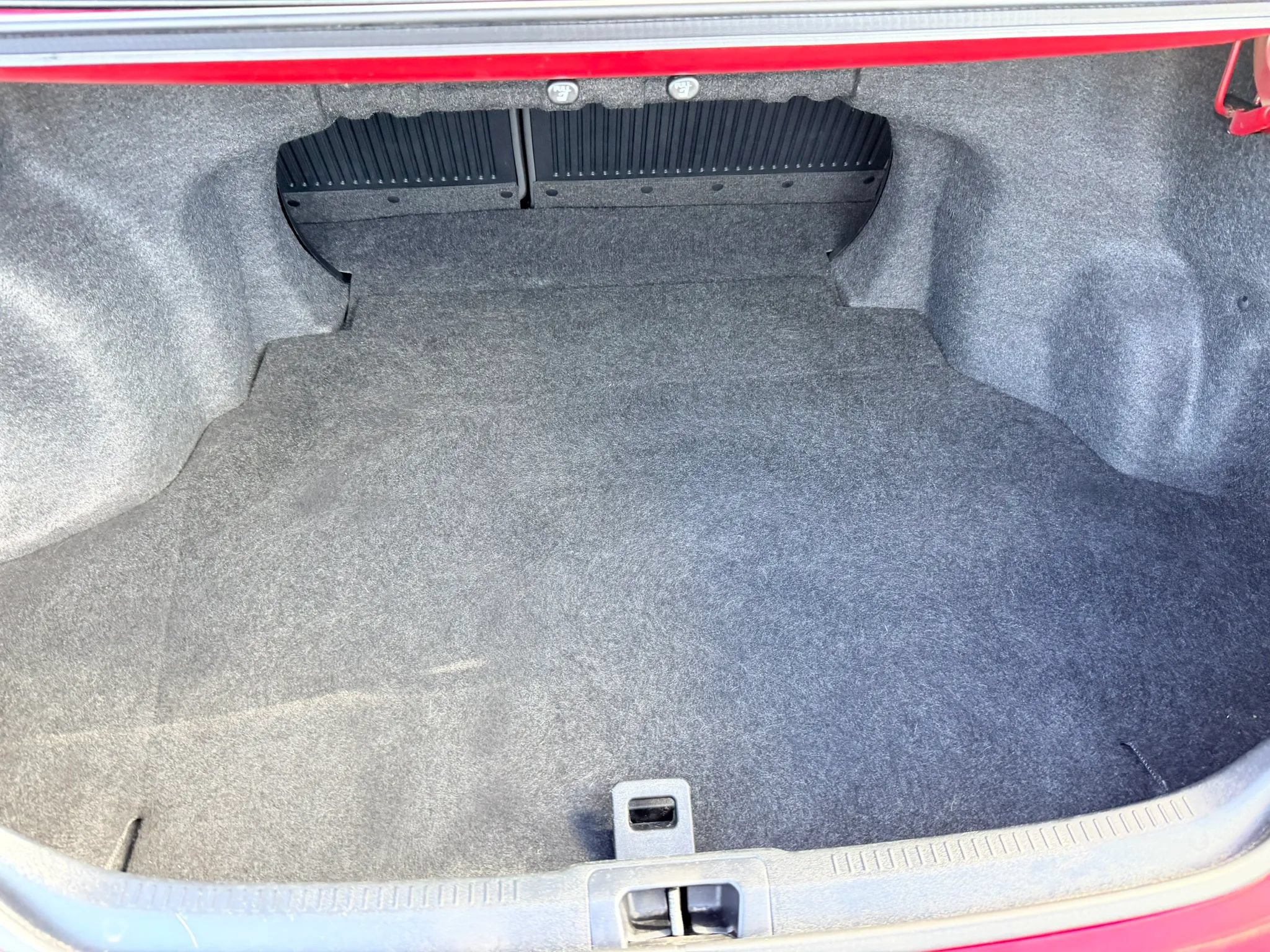 Used 2014 Toyota Camry SE w/ Moonroof Package FWD image 18