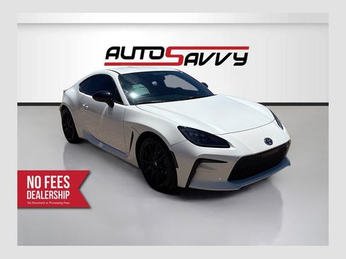 Used 2025 Toyota GR86 Premium w/ ALL Weather Mat Package (TMS) RWD image 1