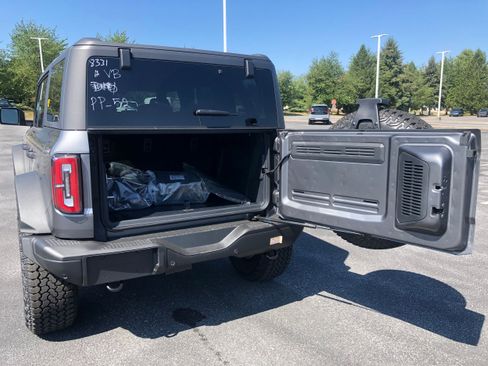 New 2025 Ford Bronco Badlands w/ Sasquatch Package image 16