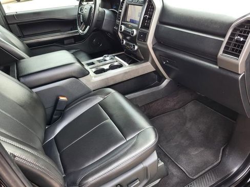 Used 2021 Ford Expedition XLT RWD image 24