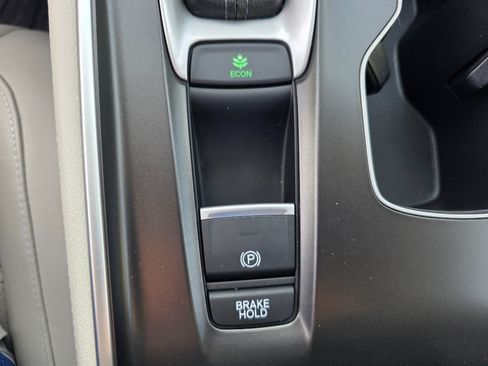 Used 2018 Honda Accord EX-L image 24