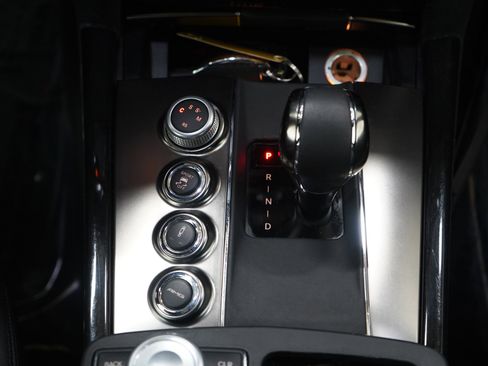 Used 2010 Mercedes-Benz E 63 AMG Sedan image 16