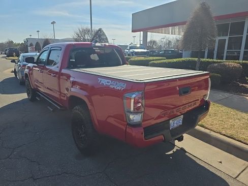 Used 2023 Toyota Tacoma TRD Sport image 5