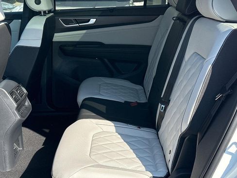 New 2026 Volkswagen Atlas Cross Sport SEL Premium R-Line image 7