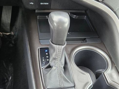 Used 2024 Toyota Camry XSE FWD image 13
