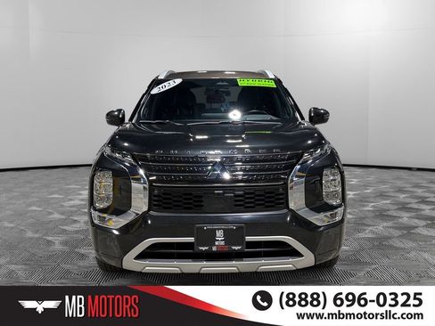 Used 2023 Mitsubishi Outlander SEL 40th Anniversary image 11