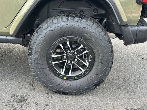 New 2026 Jeep Wrangler Unlimited Rubicon image 18