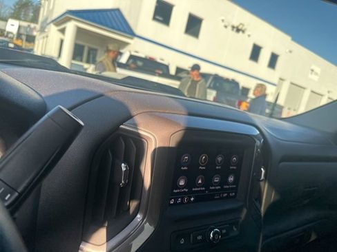 Used 2023 Chevrolet Silverado 1500 Custom Trail Boss image 31