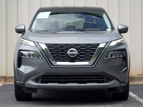 Used 2022 Nissan Rogue SV FWD image 6