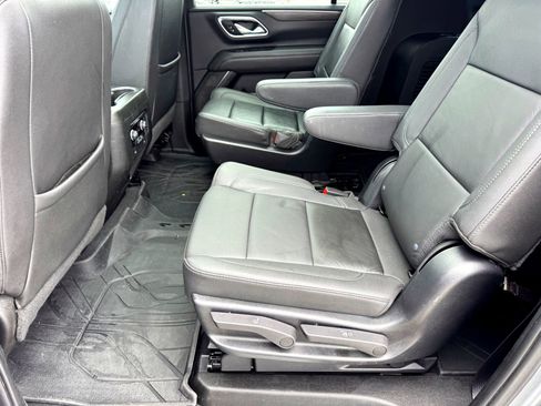 Used 2023 Chevrolet Suburban Z71 AWD/4WD image 20