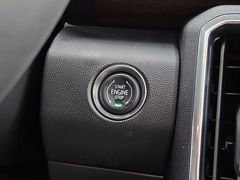 New 2026 GMC Acadia Denali Ultimate image 17