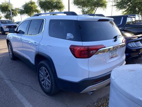 Used 2018 GMC Acadia SLE w/ Driver Alert Package I FWD image 2