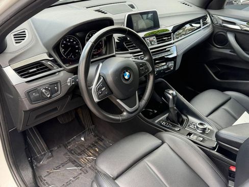 Used 2019 BMW X2 sDrive28i image 4