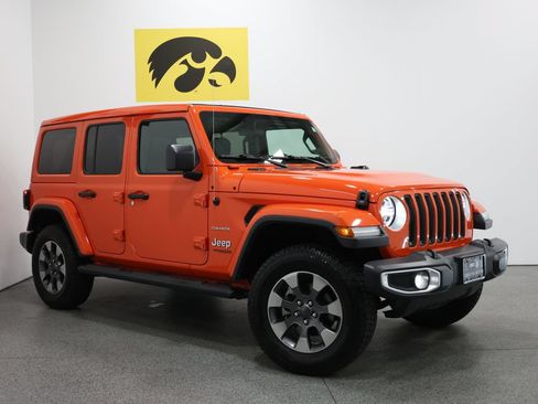 Used 2020 Jeep Wrangler Unlimited Sahara w/ LED Lighting Group AWD/4WD image 2