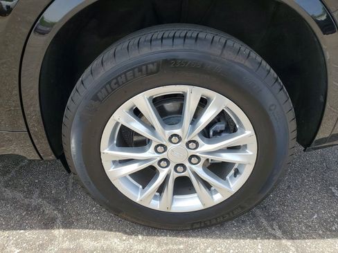 Used 2025 Cadillac XT6 Luxury AWD/4WD image 29