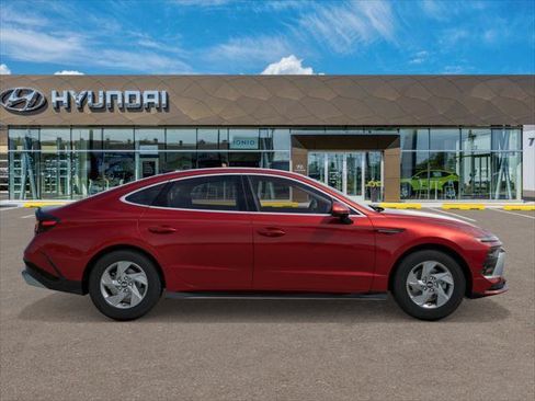 New 2026 Hyundai Sonata SE FWD image 7