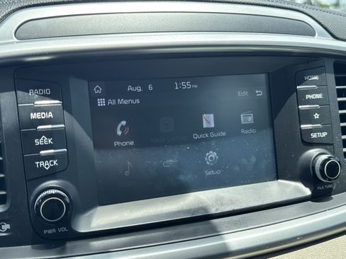 Used 2019 Kia Sorento FWD image 24