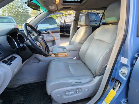 Used 2008 Toyota Highlander Limited image 25