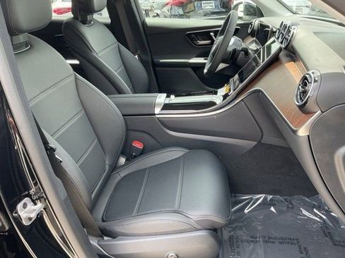 New 2025 Mercedes-Benz GLC 350e 4MATIC image 19