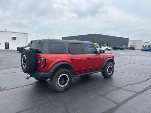 Used 2023 Ford Bronco Outer Banks w/ Sasquatch Package AWD/4WD image 12