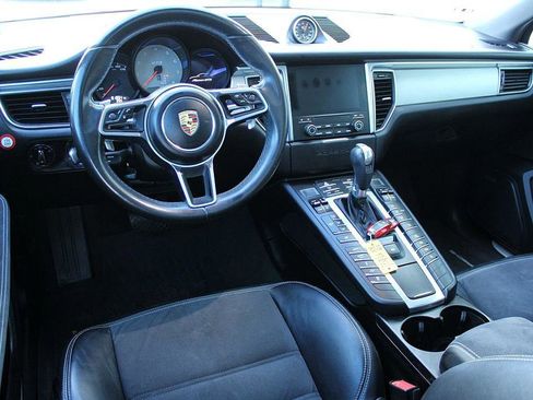 Used 2017 Porsche Macan GTS image 14