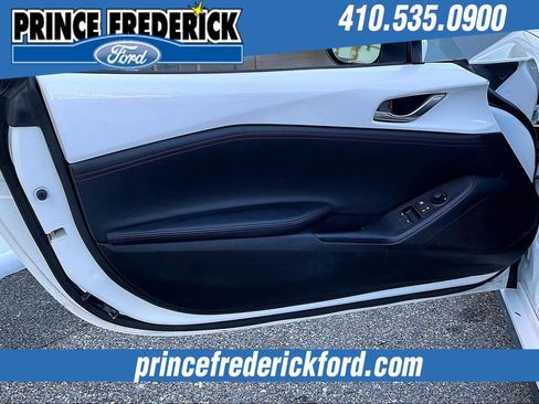 Used 2017 MAZDA MX-5 Miata RF Grand Touring image 20