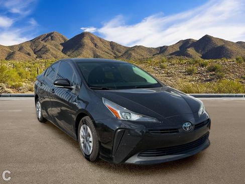Used 2022 Toyota Prius L Eco FWD image 5