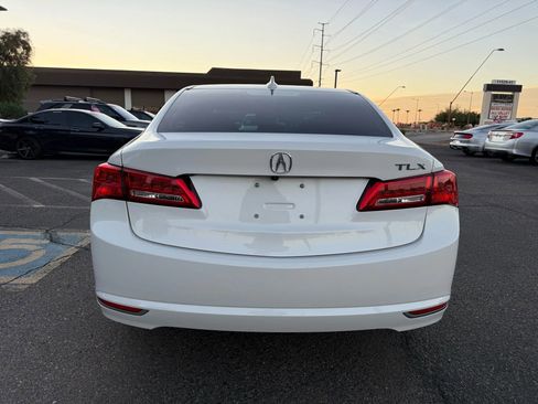 Used 2020 Acura TLX image 9
