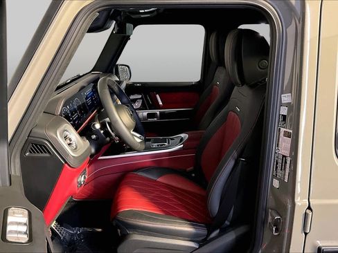 Certified 2026 Mercedes-Benz G 63 AMG 4MATIC image 9