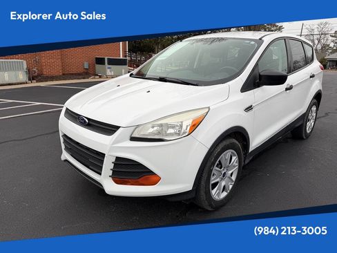 Used 2013 Ford Escape S image 1