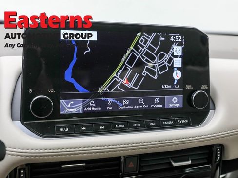 Used 2023 Nissan Rogue SL w/ SL Premium Package image 19